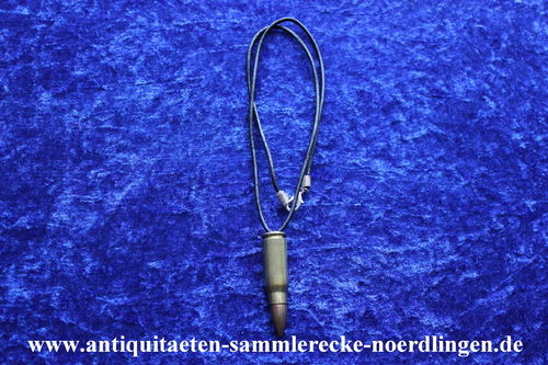 Halslederband mit Verschluss Deko-Patrone 7,62 mm x 39 mm - Kurzpatrone M 43