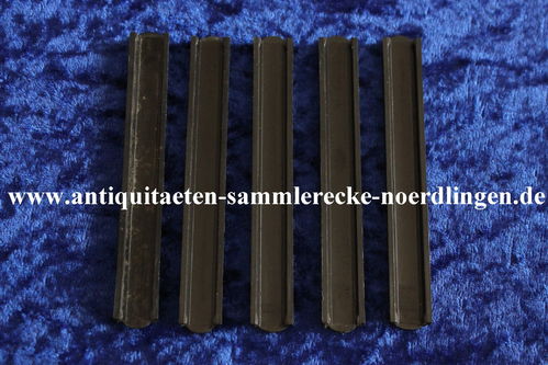 5 Ladestreifen aus Kunststoff für Dekopatronen  5,56 × 45 mm NATO .223 Remington